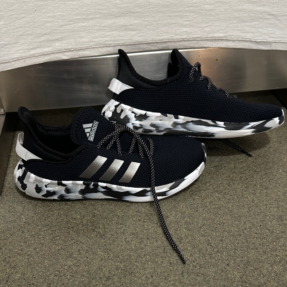 Adidas Black and White Patterned Sneakers - Picture 2 of 5